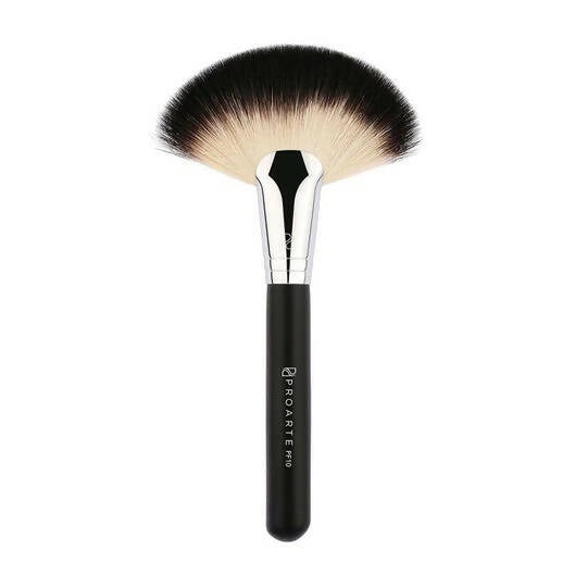 Proarte Large Fan Brush PF-10 - Distacart
