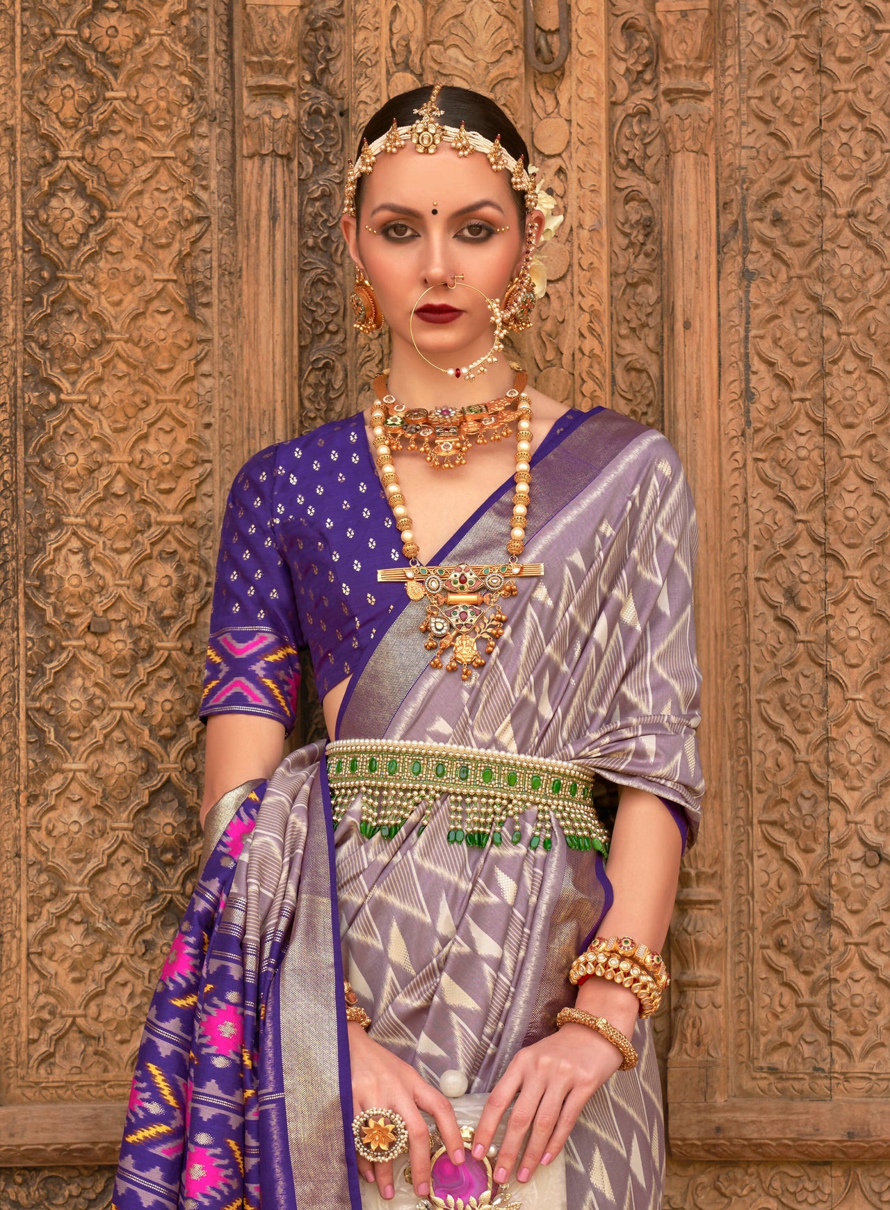 Grey Silk Geometric Printed Saree With Unstitched Blouse Piece - Aanchal - Distacart