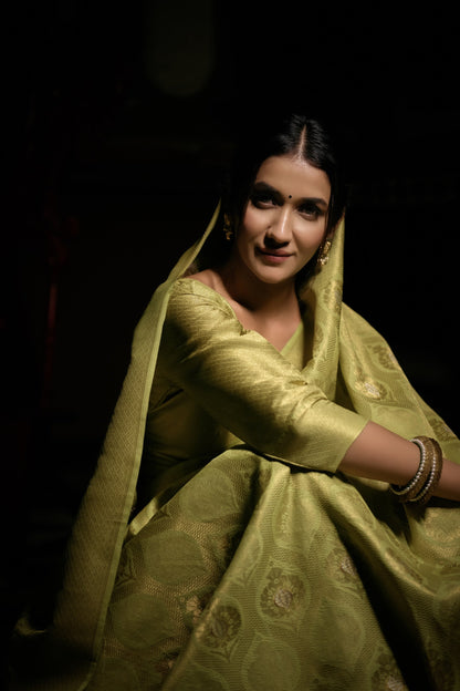 Vardha Jade Green Copper-Silver Zari Kanjeevaram Silk Saree