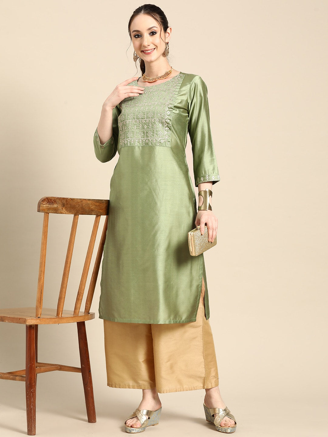 Sangria Women Floral Embroidered Thread Work Pastels Kurta - Distacart