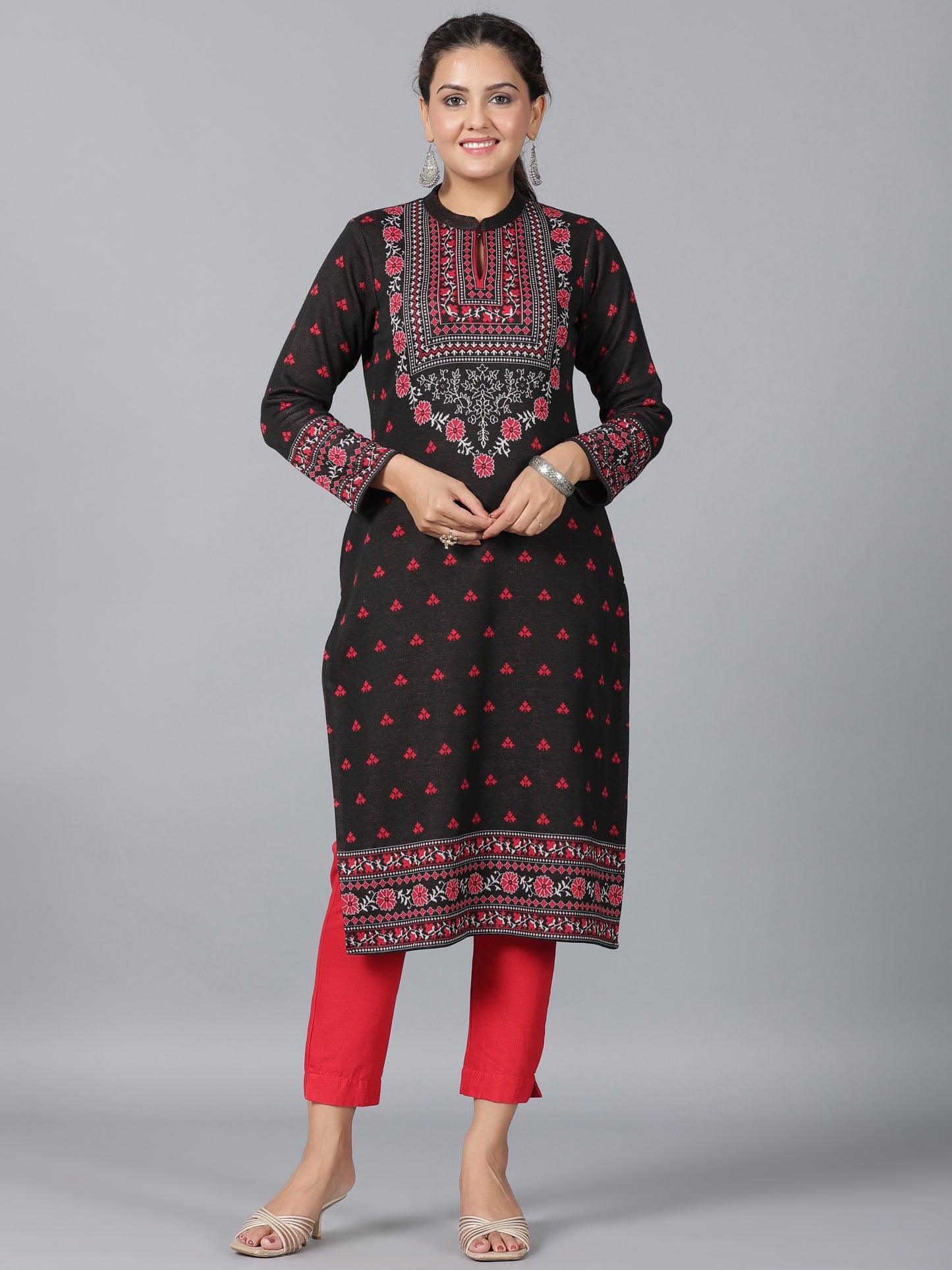 Juniper Women Black Printed Woolen Straight Kurta - Distacart