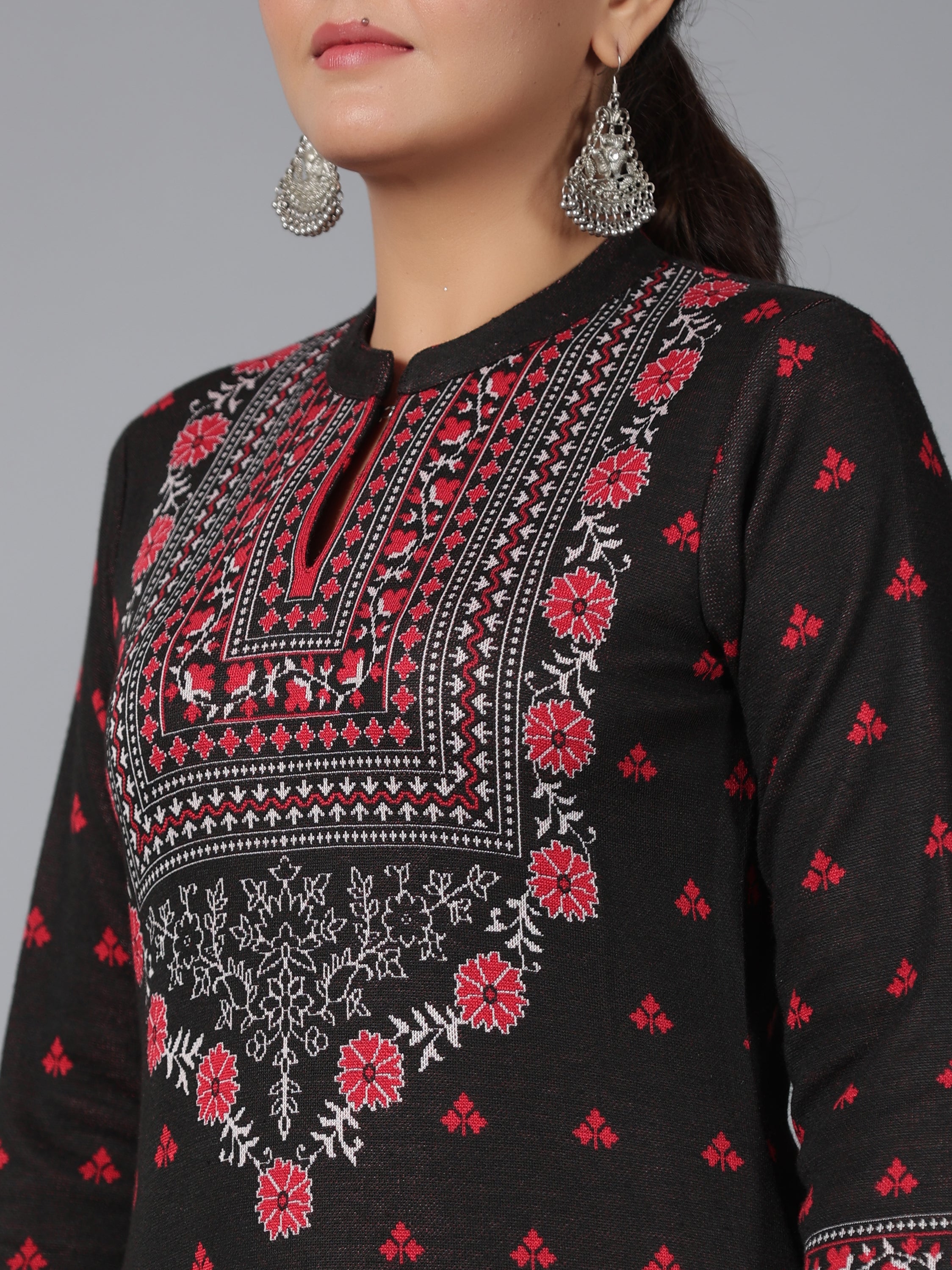 Juniper Women Black Printed Woolen Straight Kurta - Distacart
