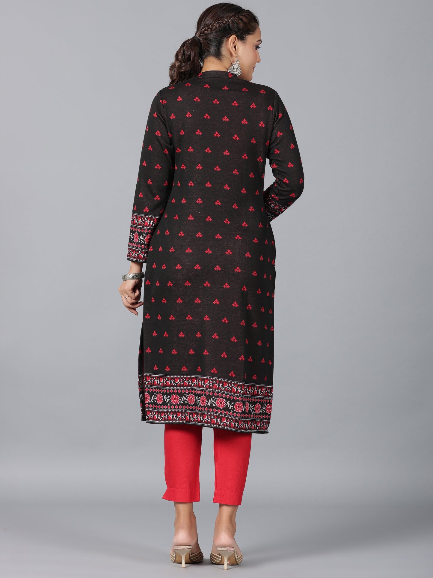 Juniper Women Black Printed Woolen Straight Kurta - Distacart