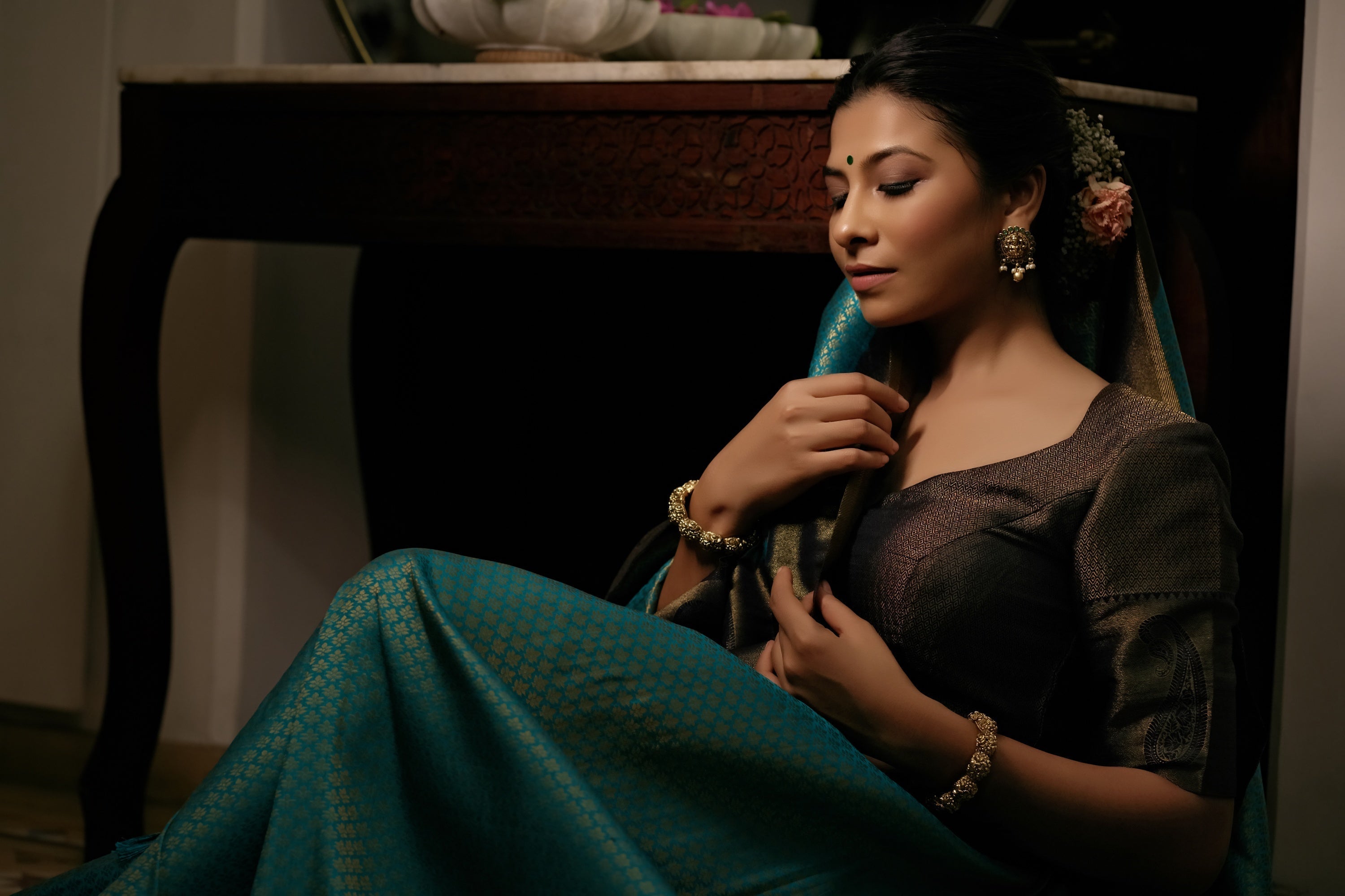 Vardha Turquoise Blue Golden Zari Kanjeevaram Silk Saree