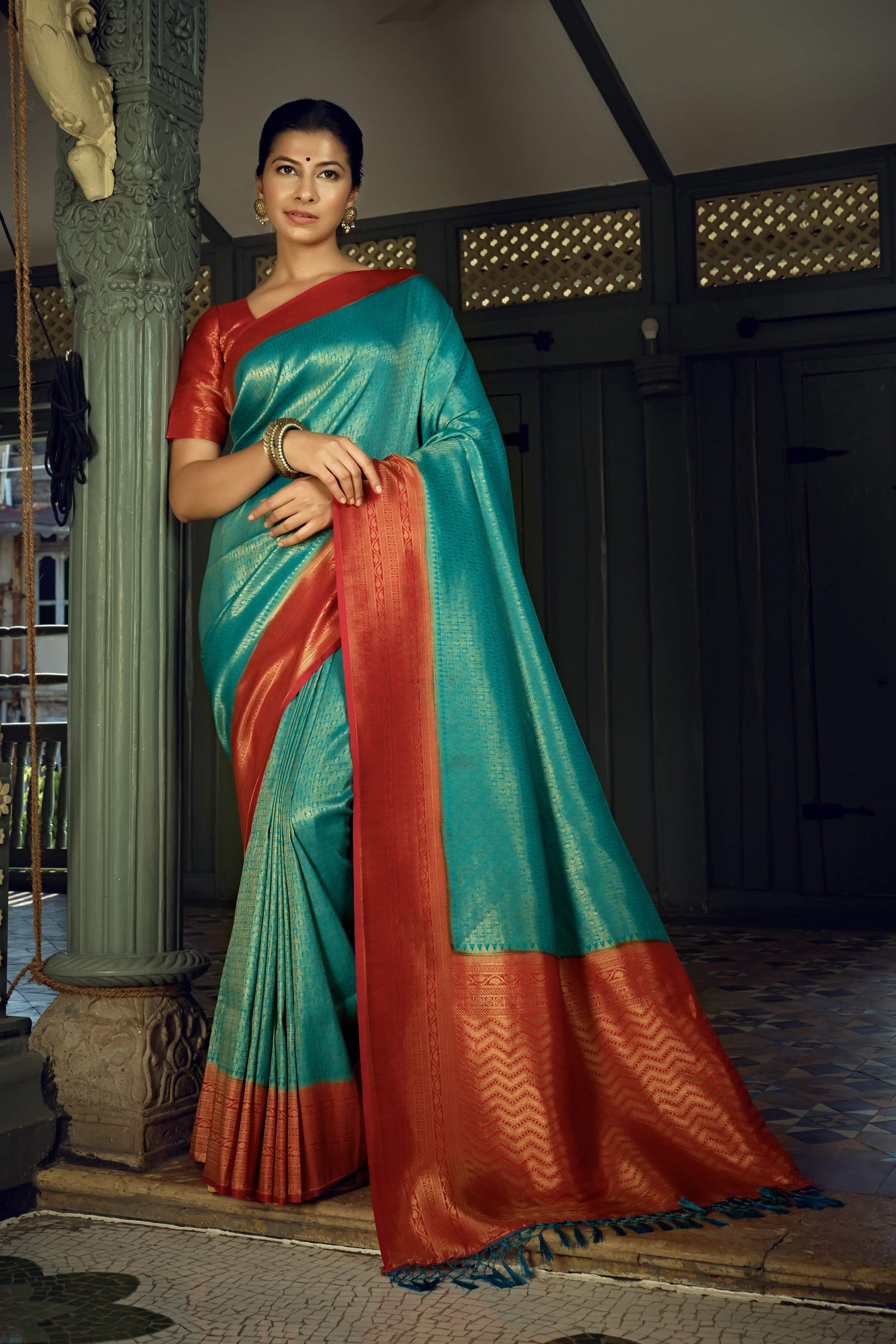 Vardha Beautiful Turquoise Blue Golden Zari Kanjeevaram Silk Saree