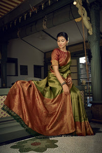 Thumbnail for Vardha Emerald Green Golden Zari Kanjeevaram Silk Saree