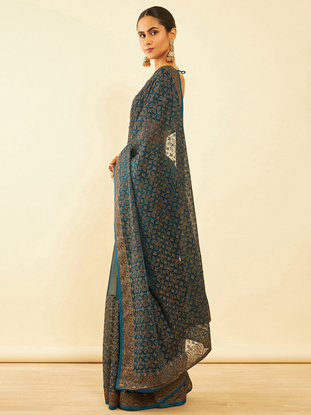 Soch Floral Embroidered Zari Saree - Distacart