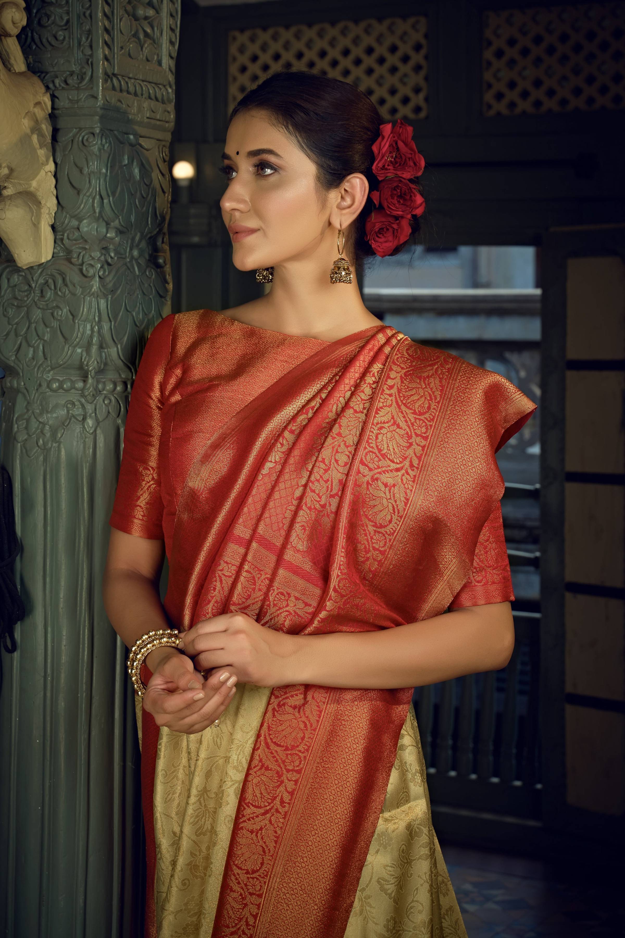 Vardha Cream White Golden Zari Kanjeevaram Silk Saree