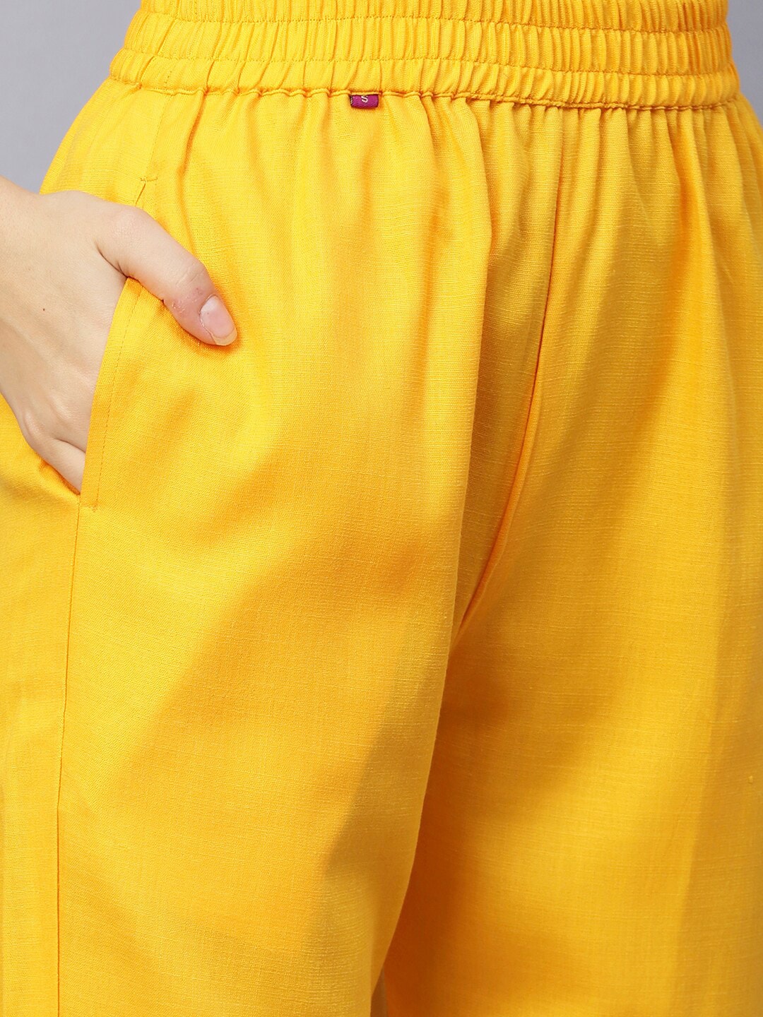 Kalini Floral Printed Gotta Patti Kurta with Trousers & With Dupatta - Distacart