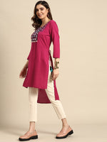 Thumbnail for Sangria Geometric Yoke Design Thread Work Kurta - Distacart