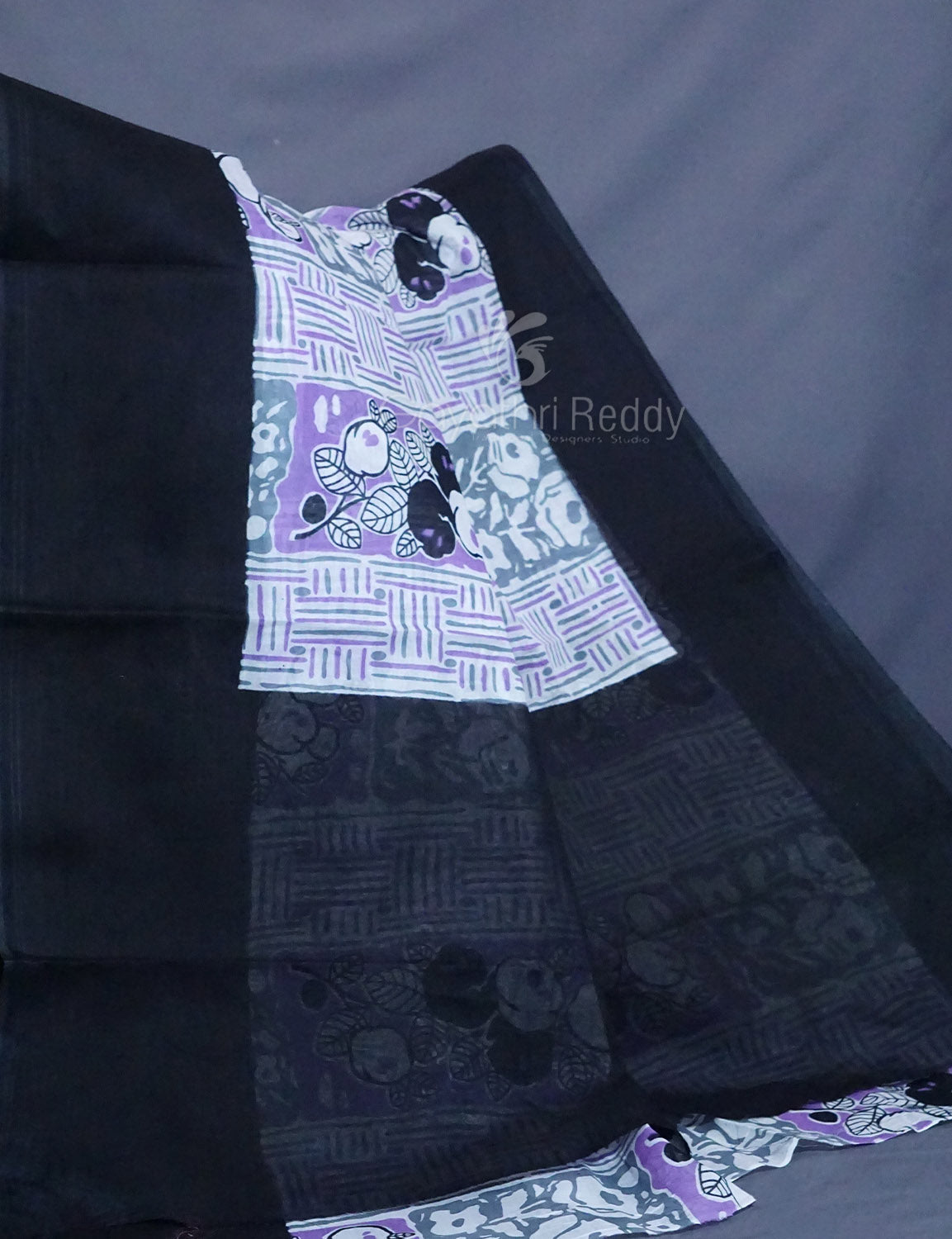 Shades of Lavender And Black Colour Floral Print Pure Mulmul Cotton Saree By Gayathri Reddy Designer Studio - Distacart