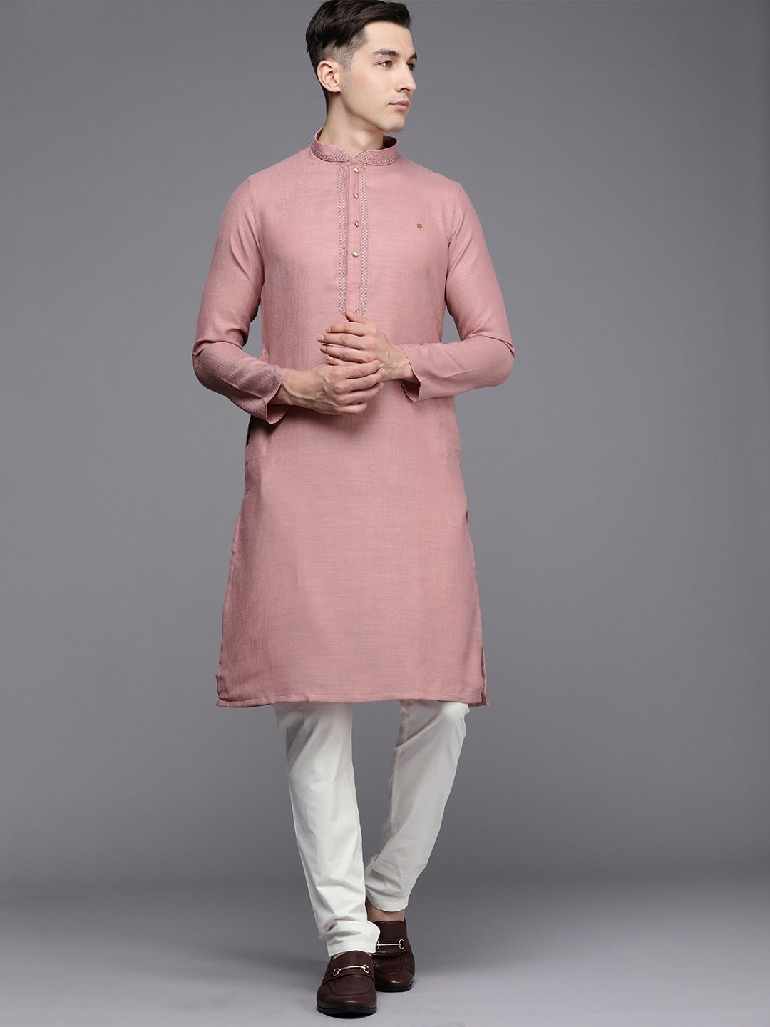Manyavar Men Pink Solid Kurta with Pyjamas - Distacart