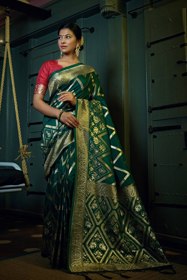 Vardha Phthalo Green Golden Zari Banarasi Silk Saree
