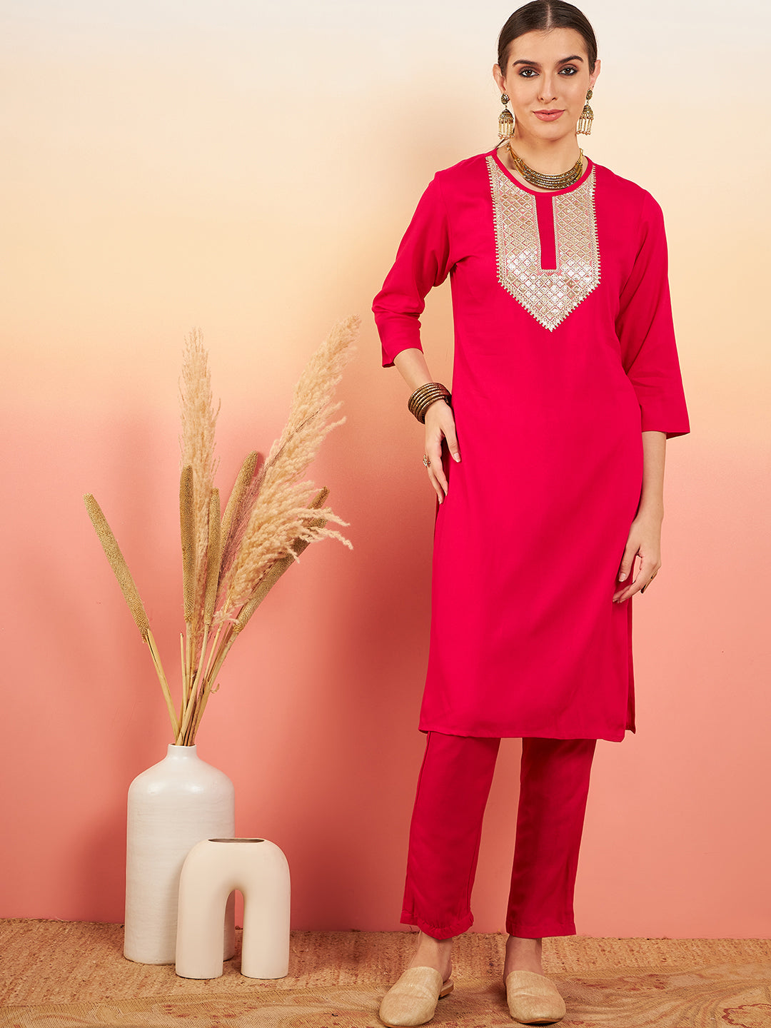 InWeave Women's Fuschia Sequance Patch Work Kurta Set - Distacart