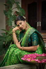 Thumbnail for Vardha Emerald Green Banarasi Raw Silk Saree