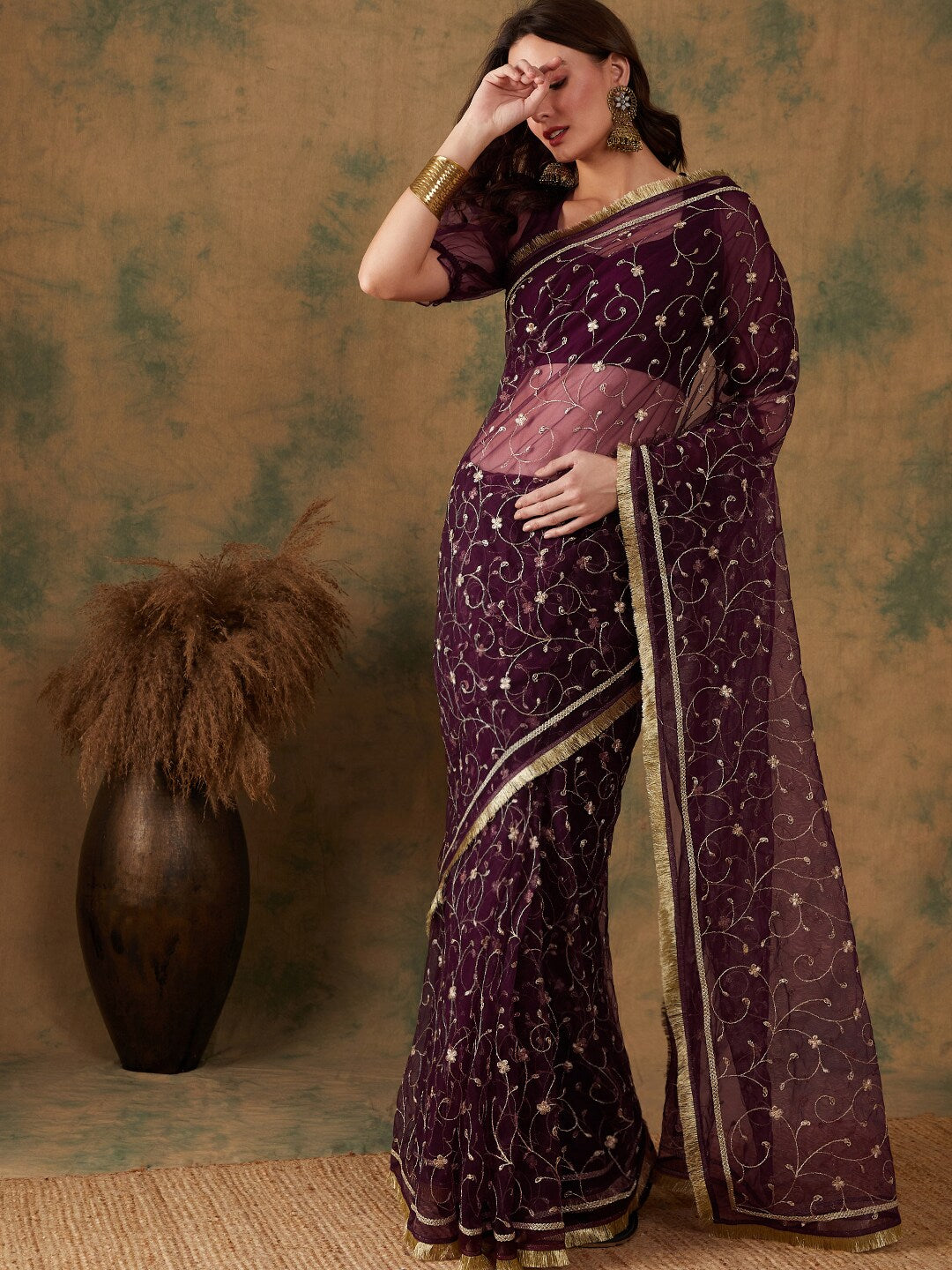 Sangria Floral Zari Jaal Embroidered Sarees - Distacart