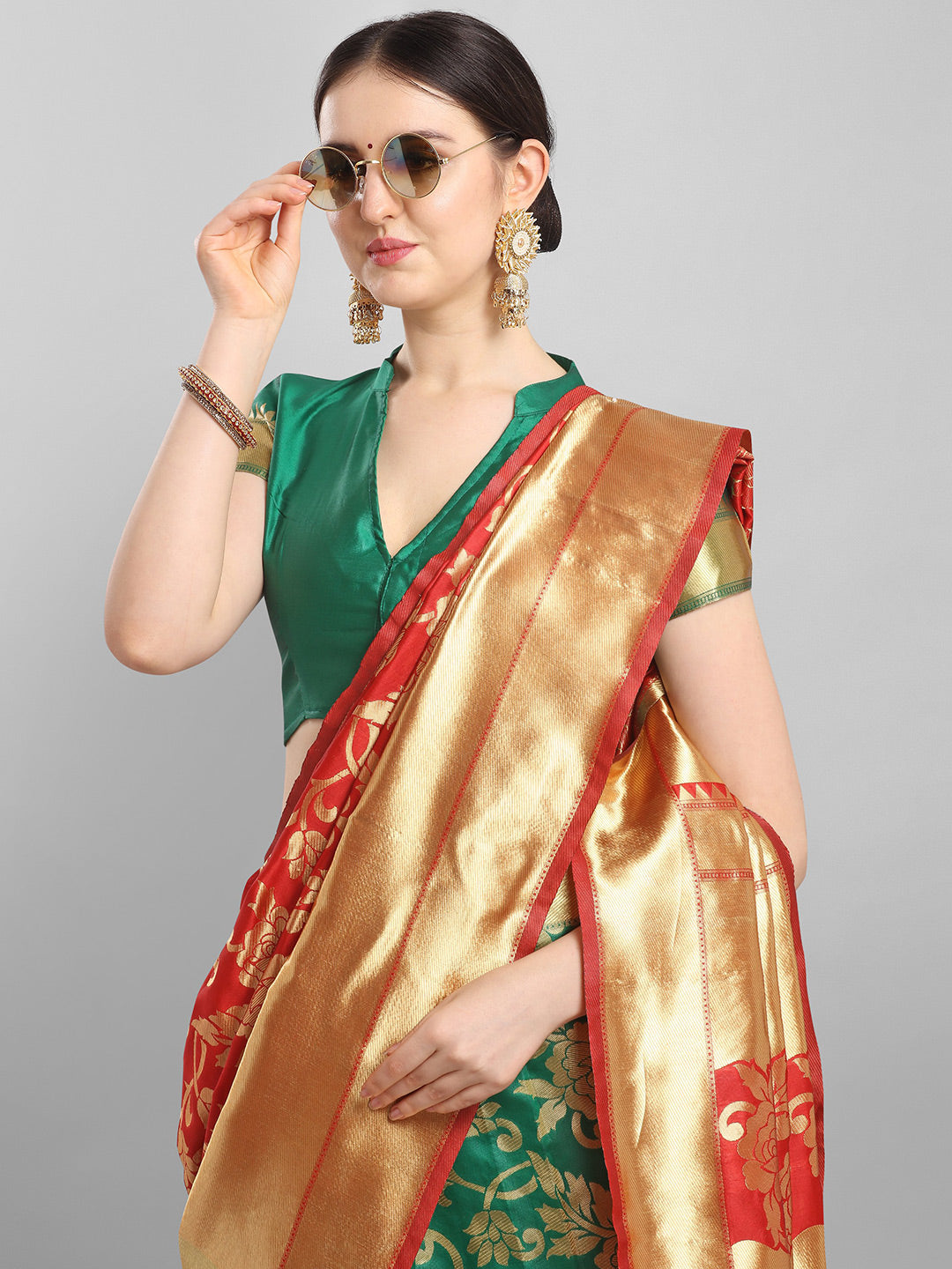Kalini Red & Green Floral Zari Silk Blend Banarasi Saree - Distacart