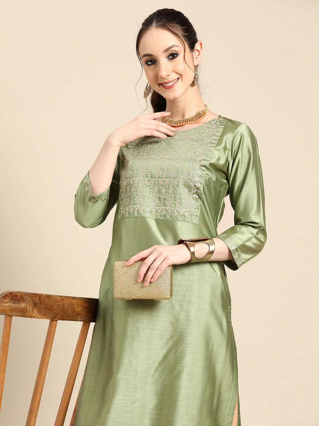 Sangria Women Floral Embroidered Thread Work Pastels Kurta - Distacart