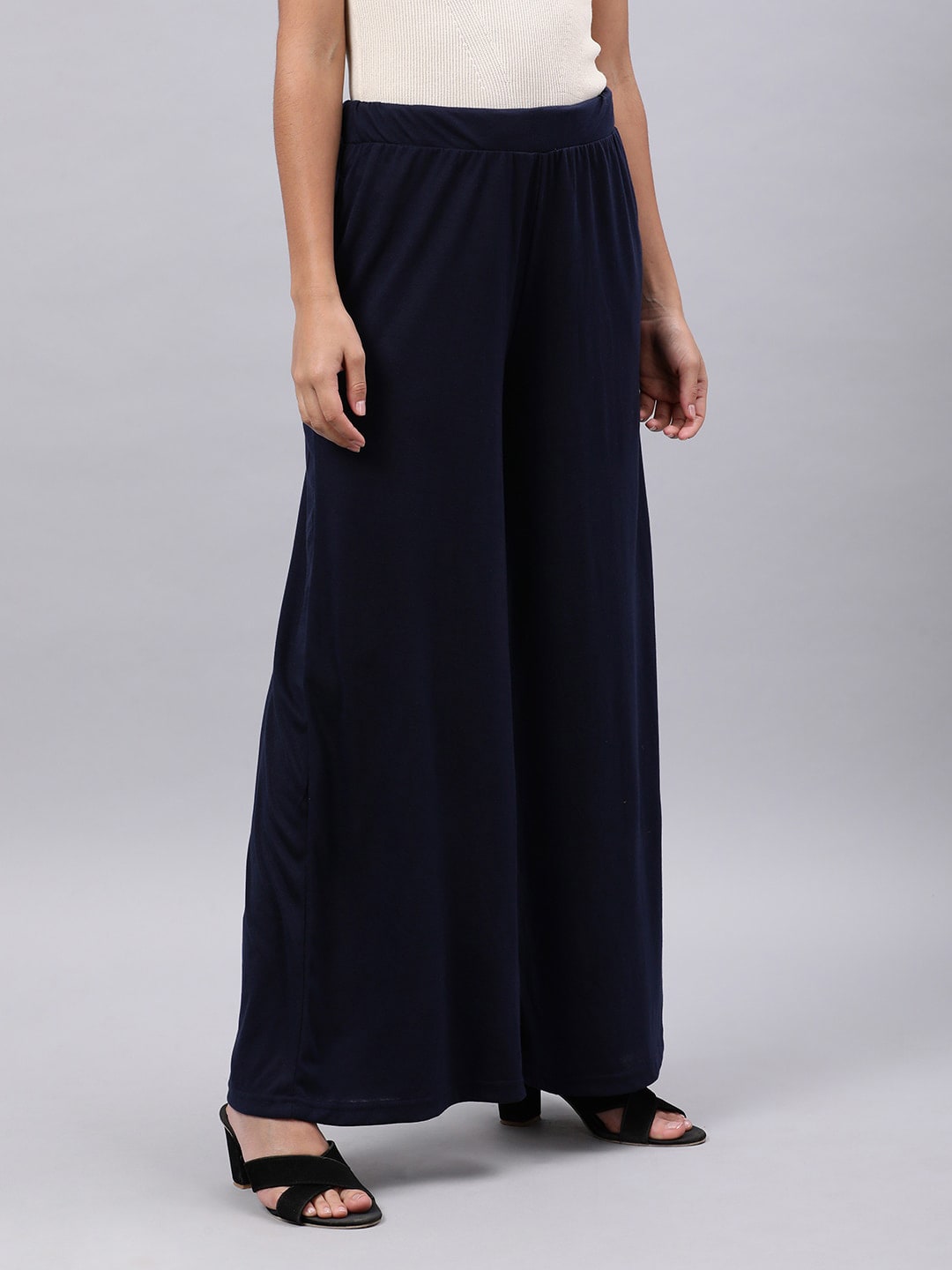 Souchii Women Blue Knitted Palazzos - Distacart