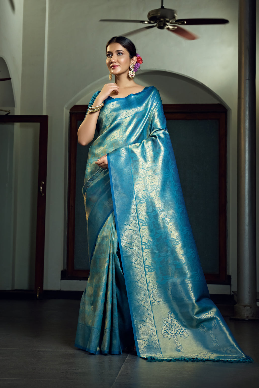 Vardha Sky Blue Zari Work Kanjeevaram Silk Saree