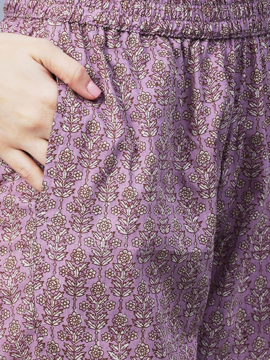 Kalini Women Floral Printed Kurta with Trousers - Distacart