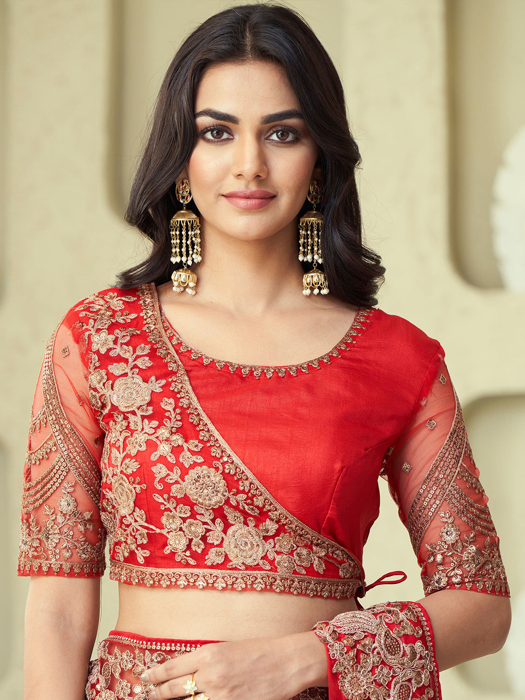 Mitera Striped Embroidered Saree - Distacart