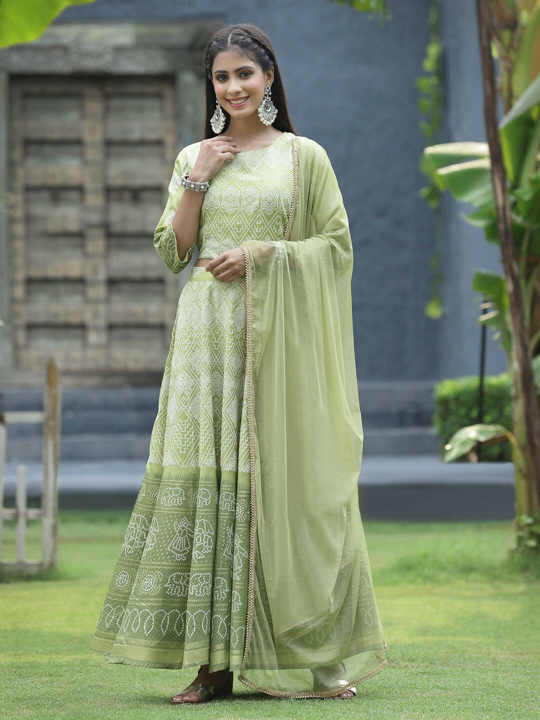 Juniper Green Santoon Slub Festive Foil Print Straight Lehnga Choli Set For Women - Distacart