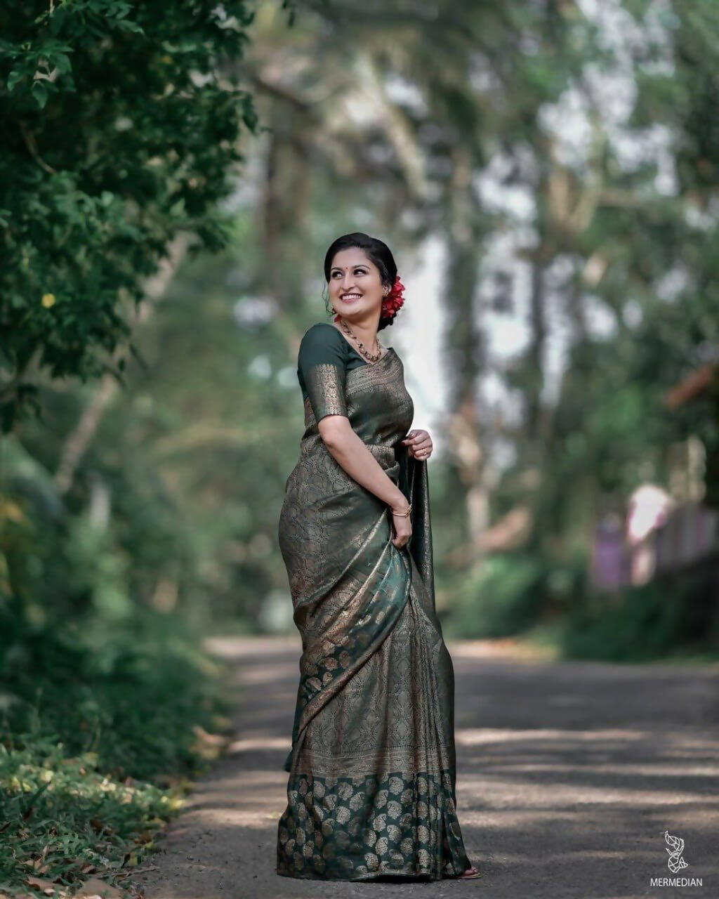 DEIANA'S Beautiful Golden Jari with New Design Soft Lichi Silk Saree - Green - Distacart