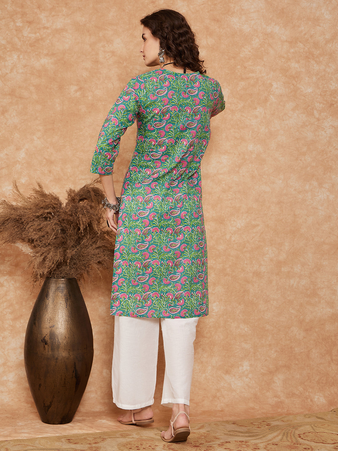 InWeave Women's Sea Green Pink Lace Gota Work Straight Kurta - Distacart