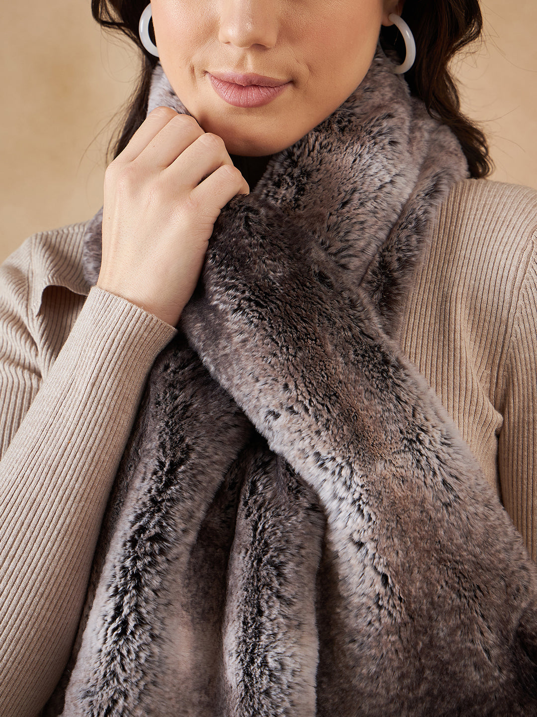InWeave Women's Dark Grey Double Shade Faux Fur Neck Warmer - Distacart
