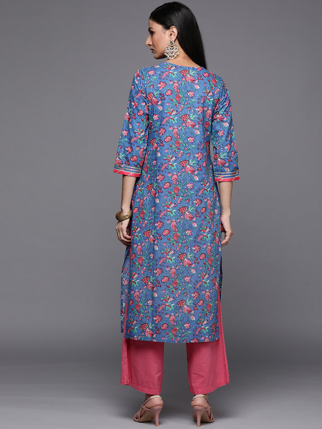 Varanga Blue Floral Printed Straight Kurta With Three Quarter Sleeves - Distacart