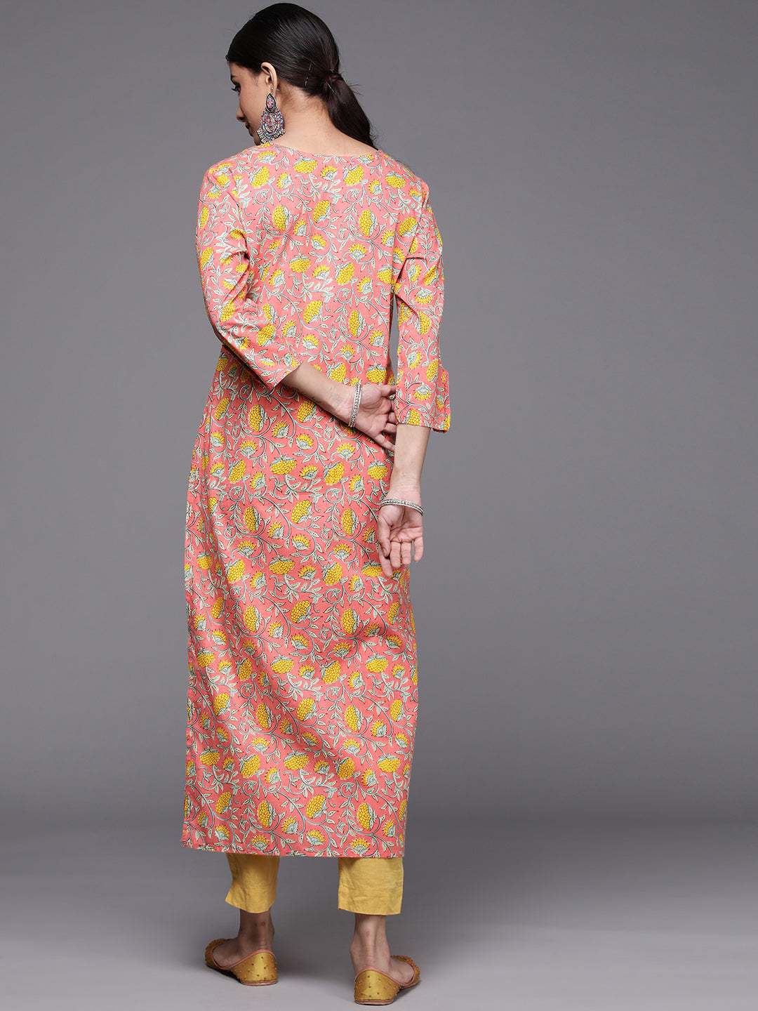 Varanga Women Printed Cotton Kurta - Distacart