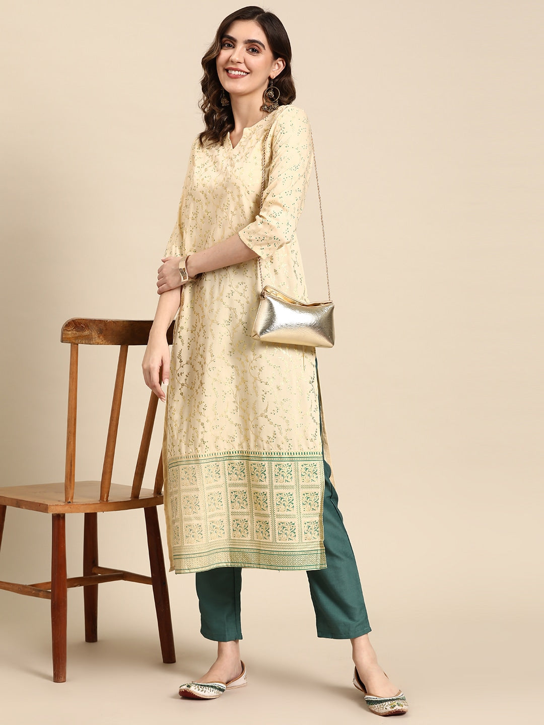 Sangria Ethnic Motifs Printed Straight Kurta with Trousers - Distacart