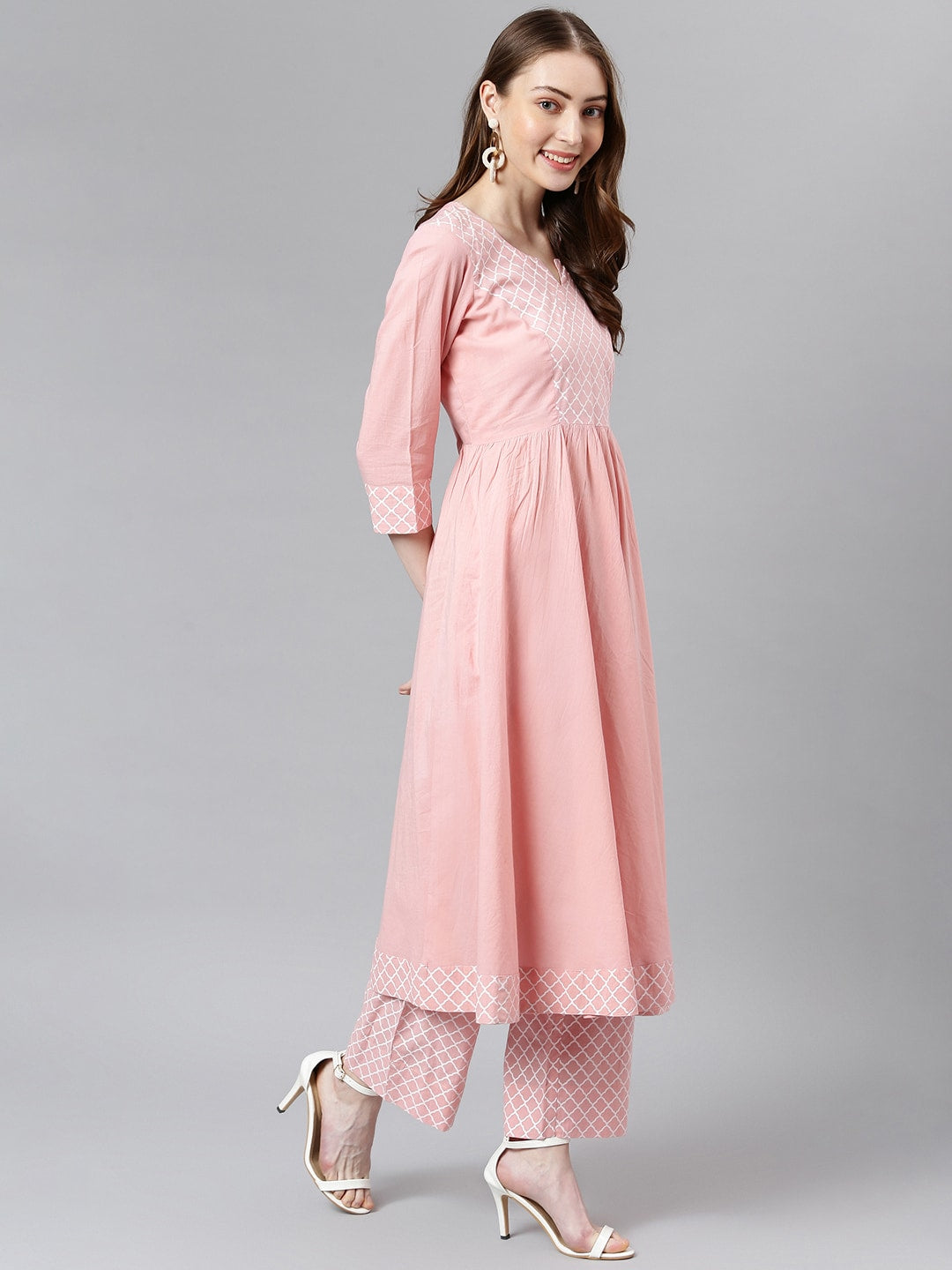 Khushal K Women Peach-Coloured Printed Kurta with Palazzos & Dupatta - Distacart