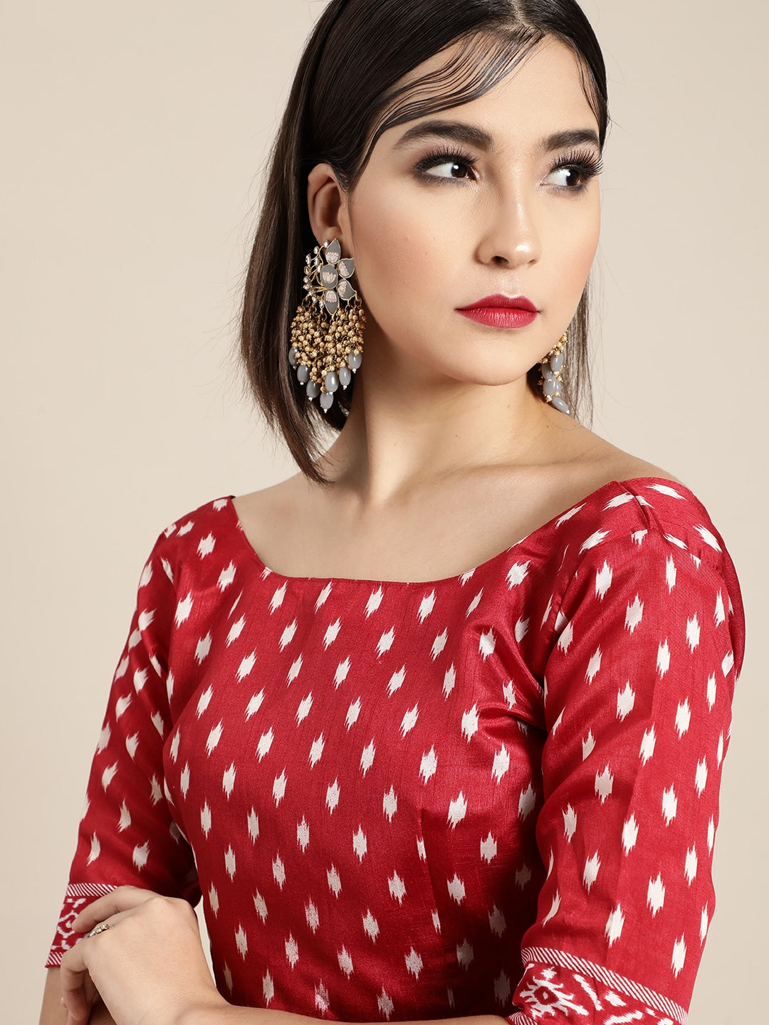 Saree Mall Geometric Silk Blend Saree with Printed border - Distacart
