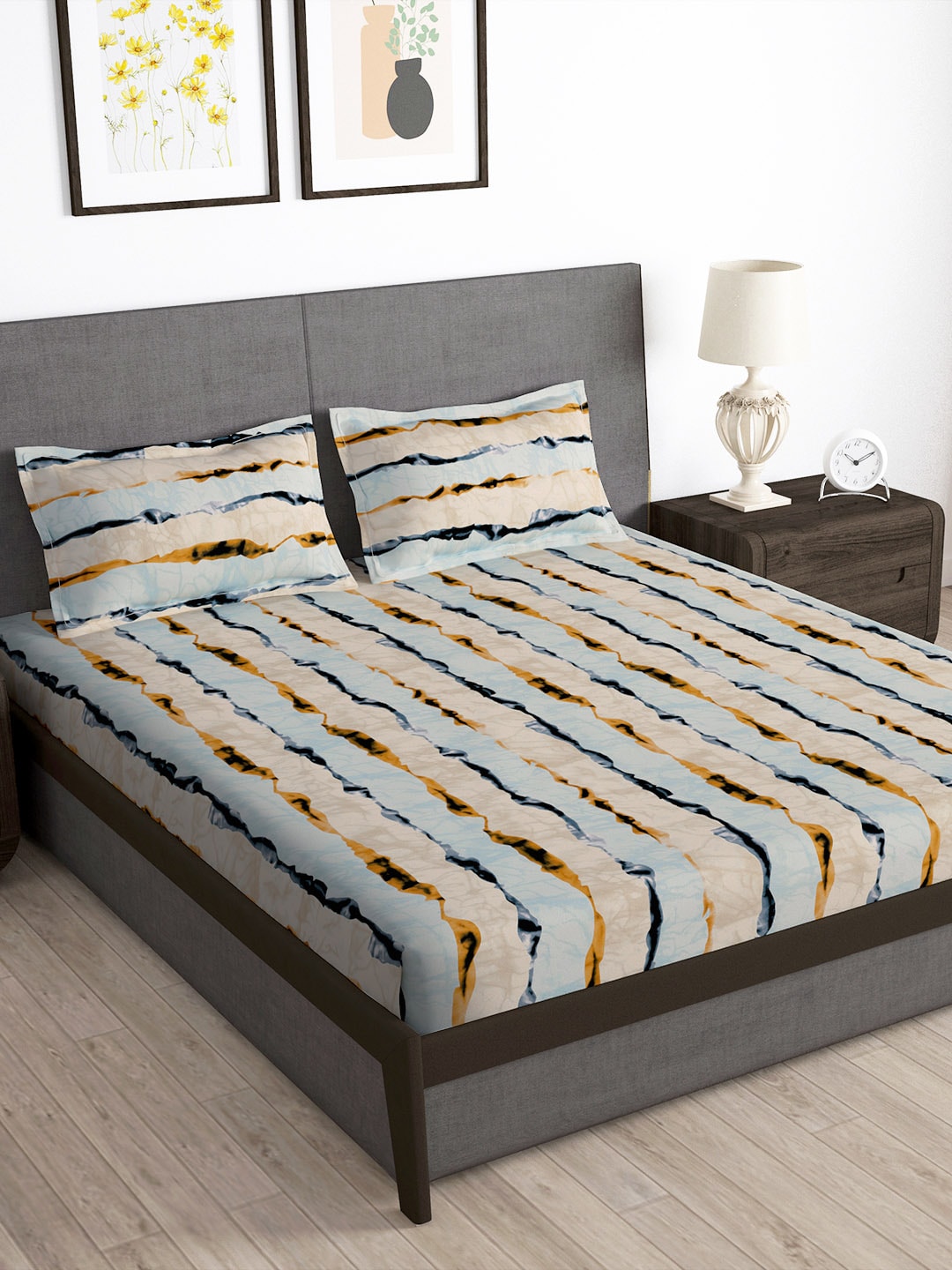 Story@home Arena Cream-Coloured & Grey Printed 180 TC Bedsheet & Pillow Covers - Distacart