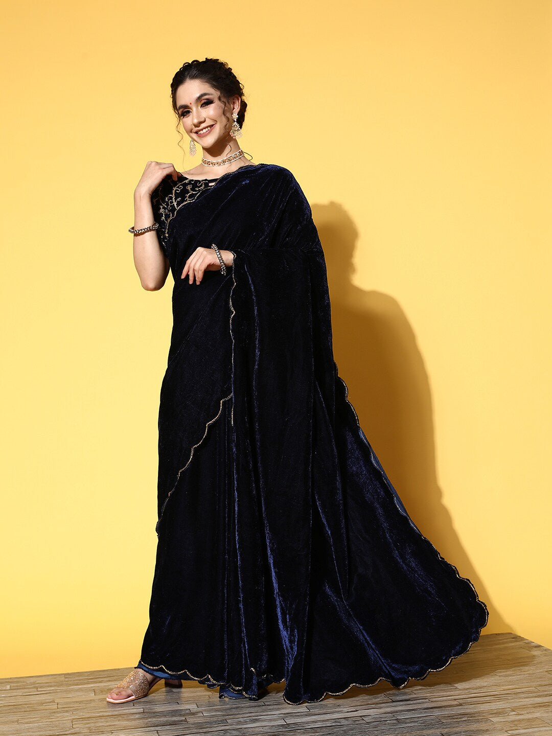 Mitera Solid Saree with Embroidered border - Distacart