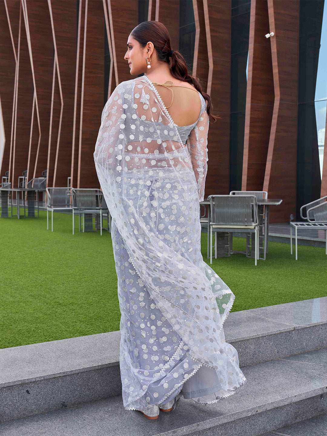 Tikhi Imli Embellished Net Saree - Distacart