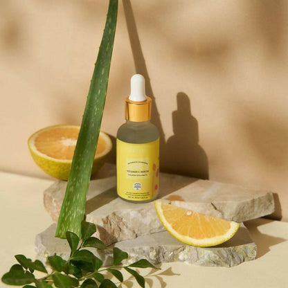 Mantra Herbal Vitamin C Serum With Hyaluronic Acid and Arbutin - Distacart