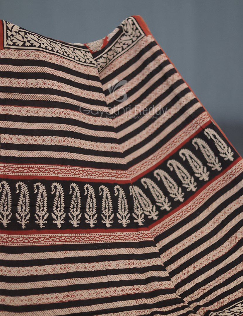 Rust Red Coloured Combination Printed Cotton Saree By Gayathri Reddy Designer Studio - Distacart