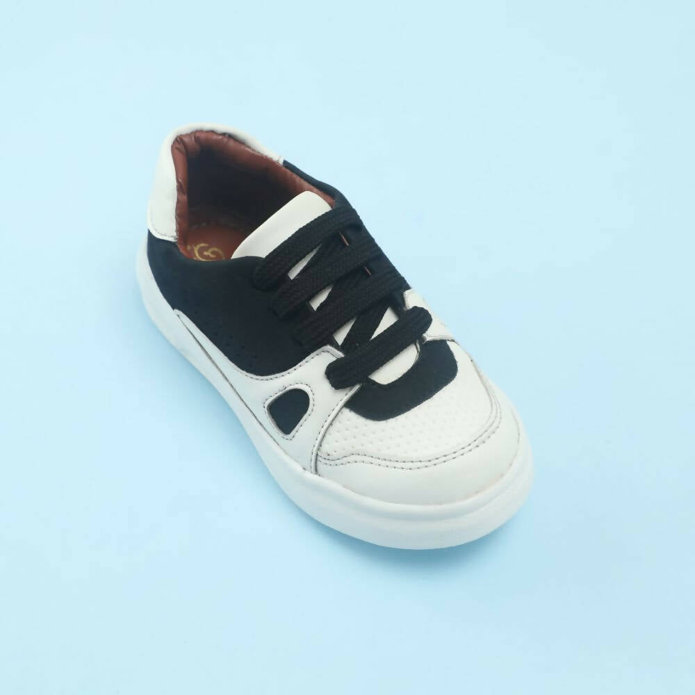Tiny Bugs Boys Lace Up Casual Shoes - White & Black - Distacart
