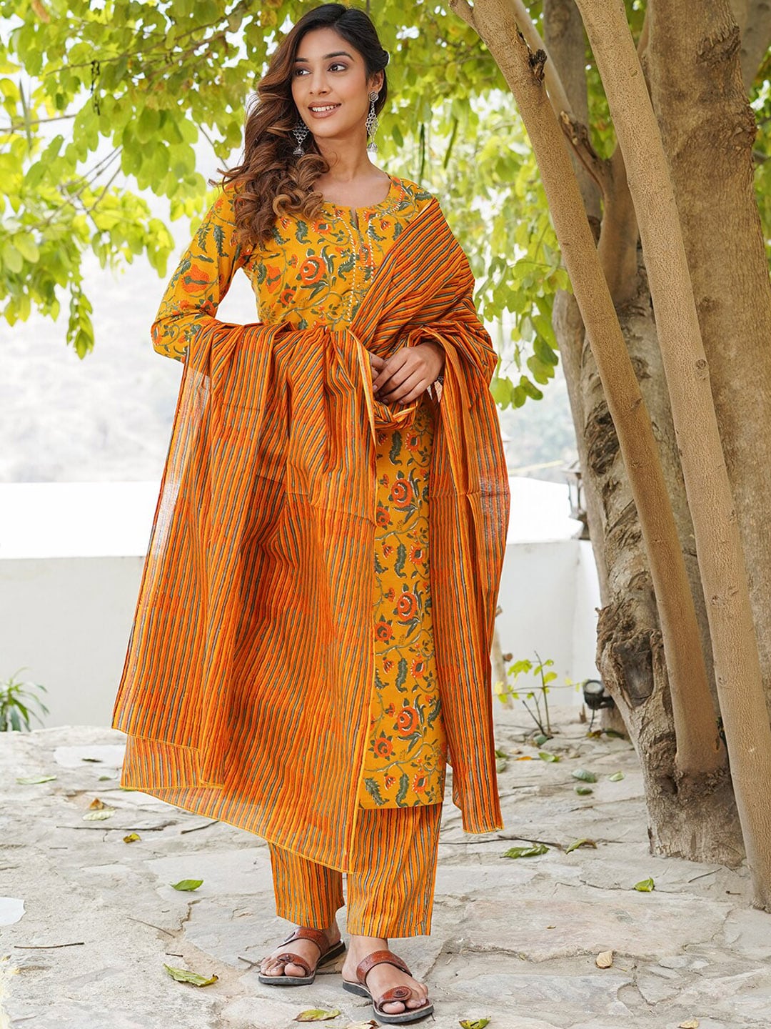 Kalini Floral Printed Gotta Patti Sequined Pure Cotton Kurta with Trousers & Dupatta - Distacart