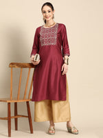 Thumbnail for Sangria Women Floral Embroidered Thread Work Kurta - Distacart