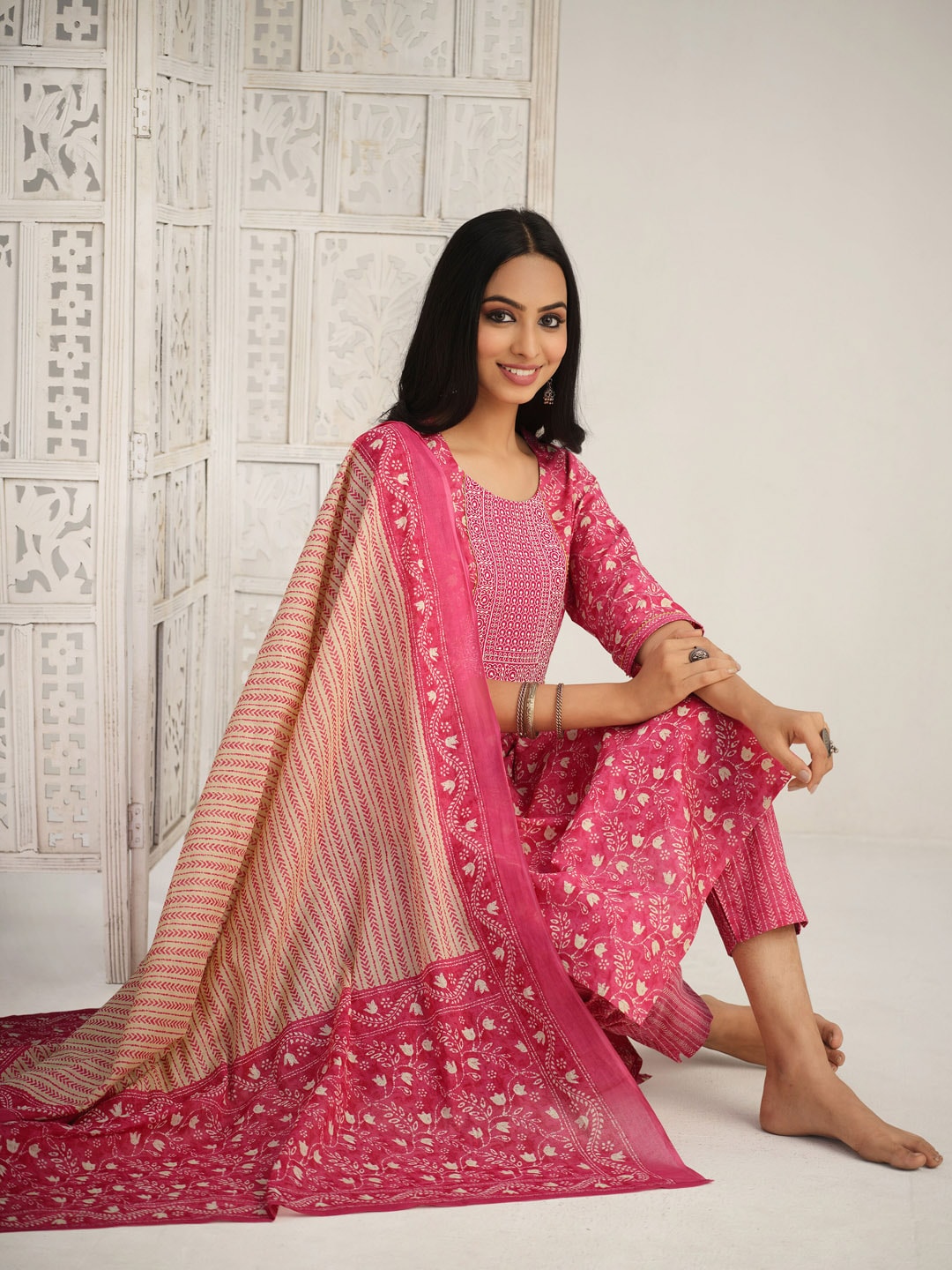 Sangria Red Floral Printed Gotta Patti Pure Cotton Kurta With Trouser & Dupatta - Distacart