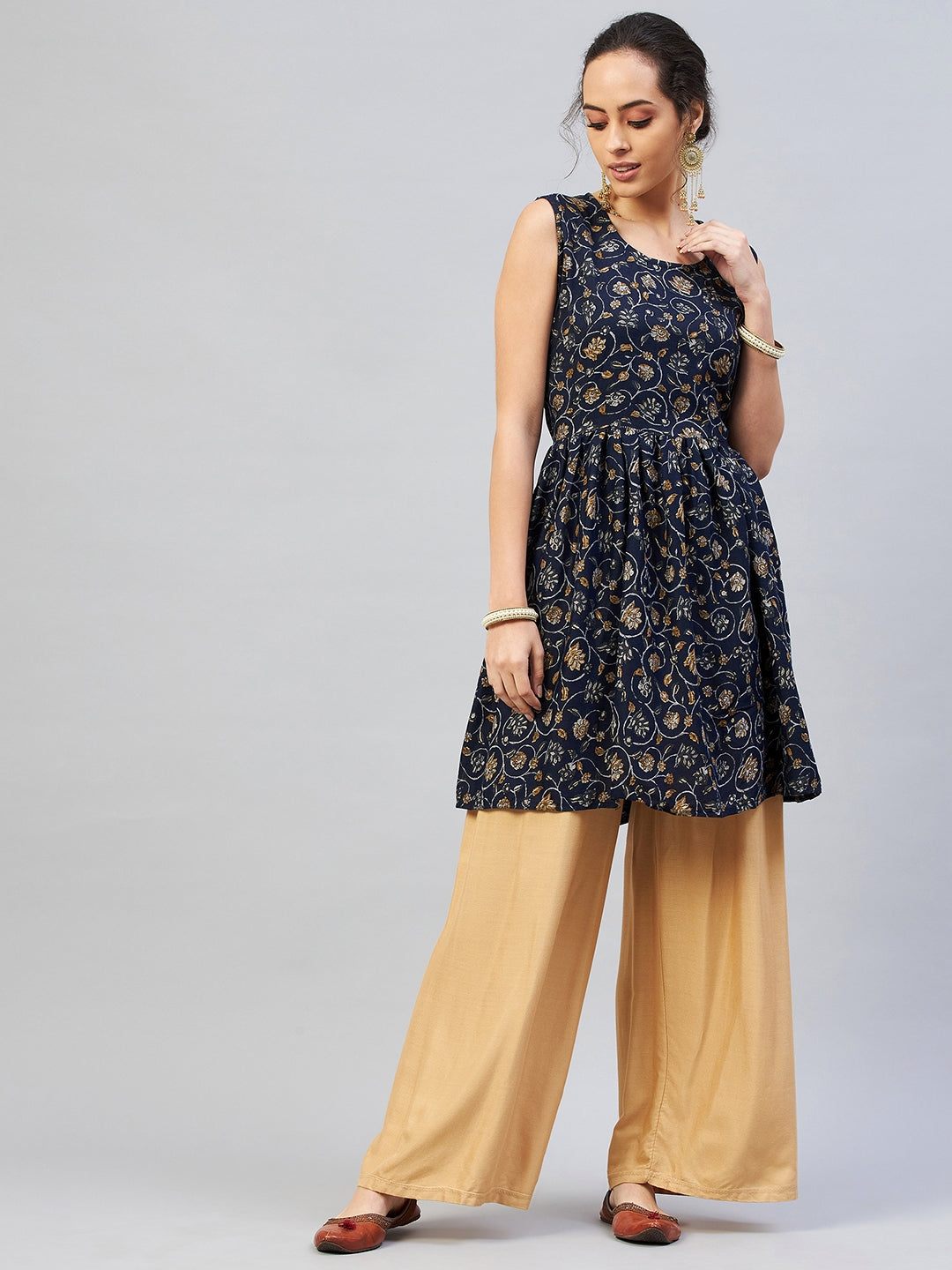 InWeave Women's Blue Silver Gold Printed Kurta - Distacart