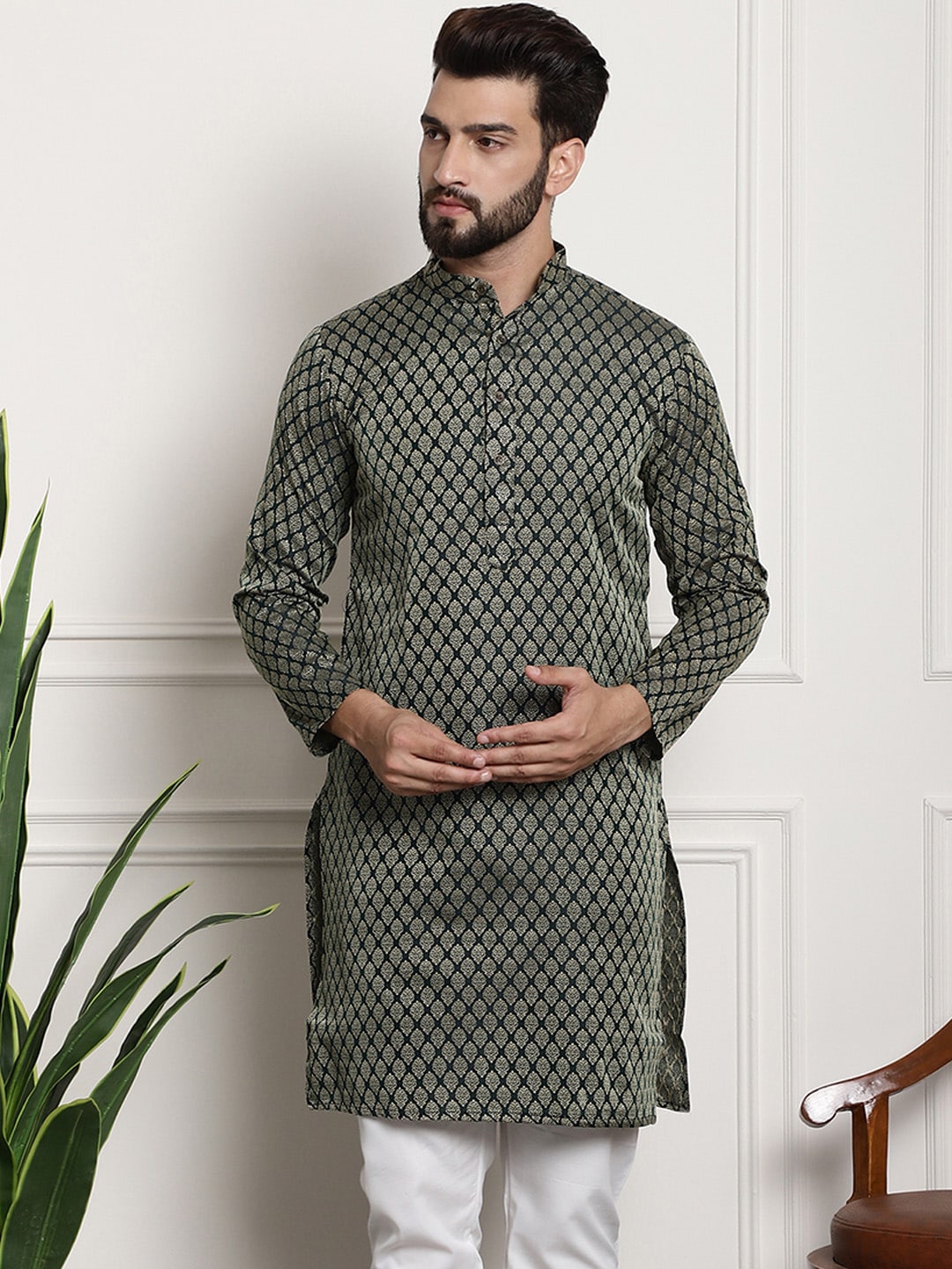 Sojanya Men Green & Beige Jacquard Silk Kurta - Distacart
