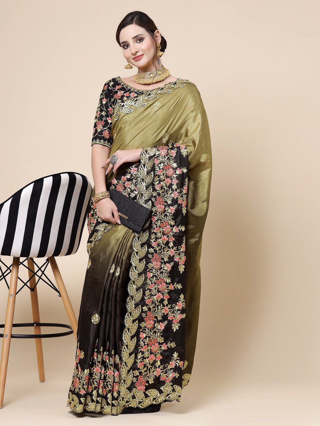 Kalini Floral Embroidered Saree - Distacart