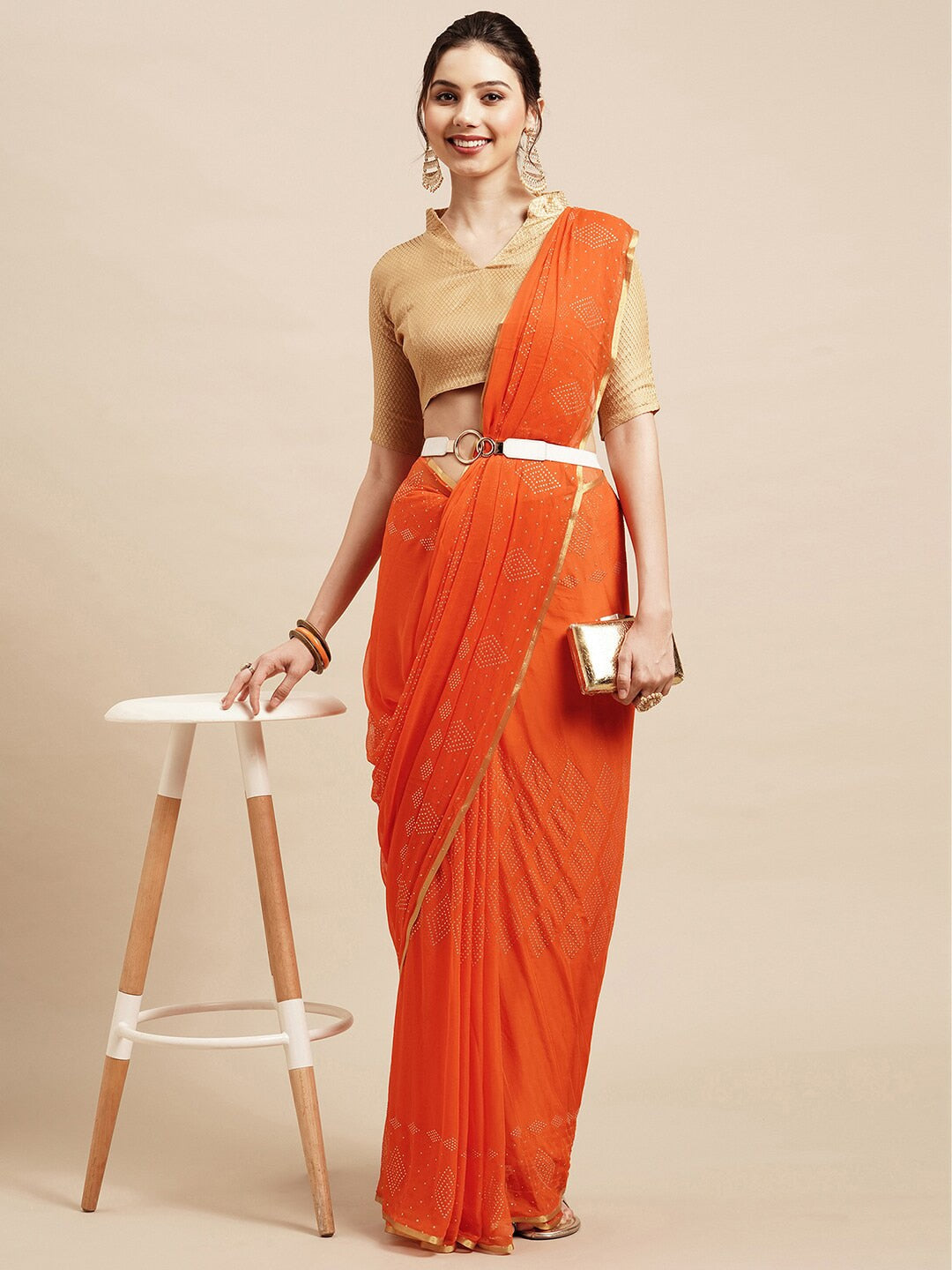 Saree Mall Orange & Gold-Toned Floral Sarees - Distacart