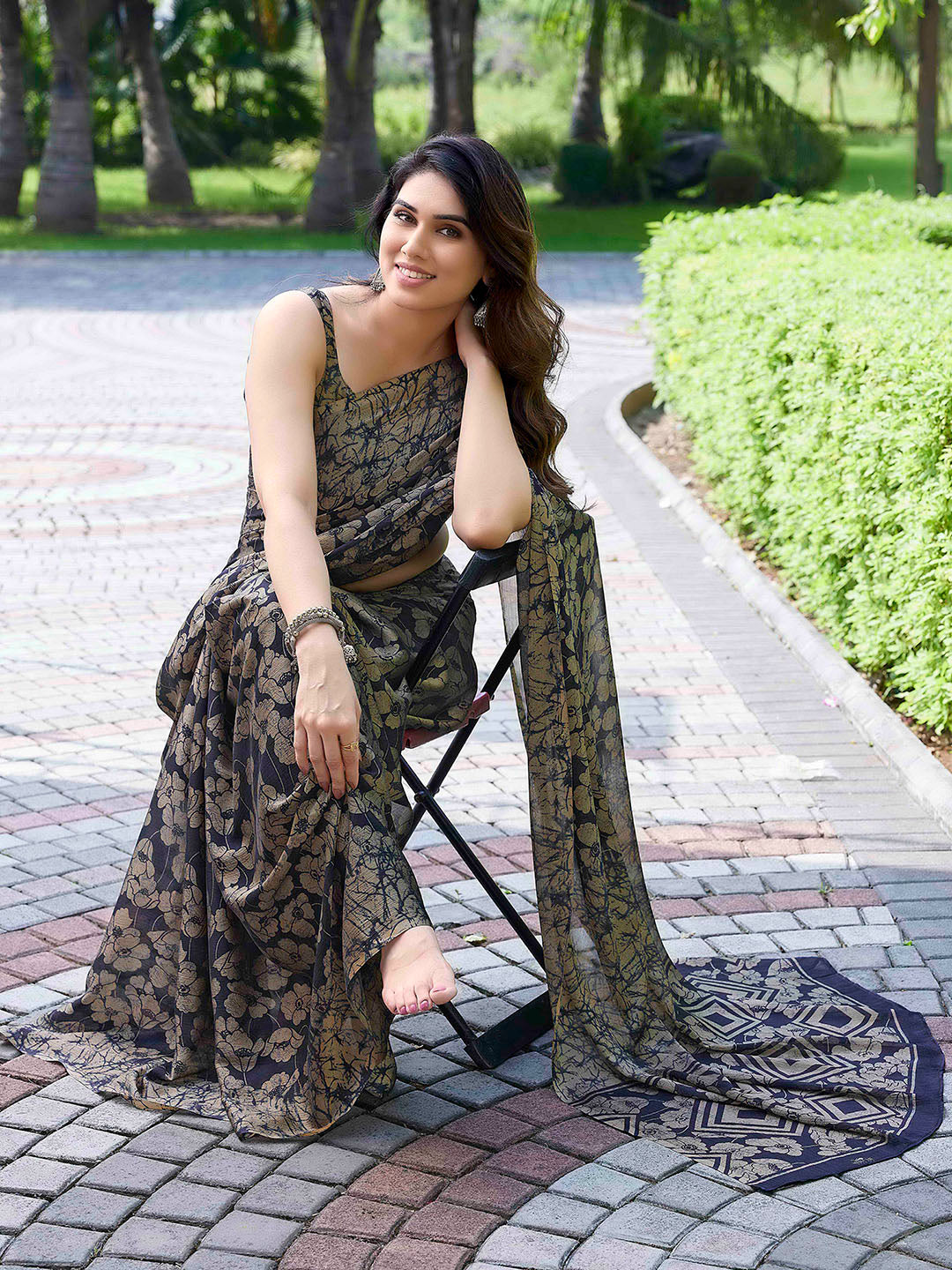 Kalini Women Navy Blue & Beige Floral Saree - Distacart