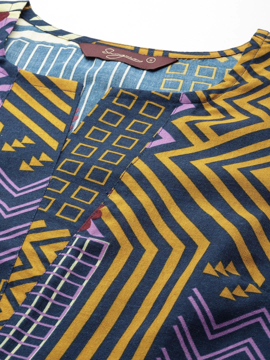 Sangria Printed Bell Sleeves Kurta - Distacart